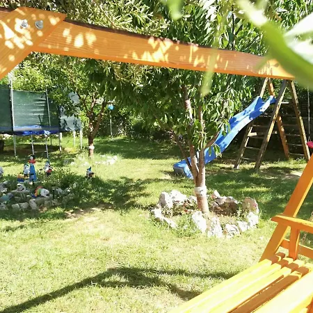 Ljubica & Ante Paparic Apartmán Lopar